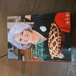 CHRISTMAS WITH PAULA DEAN NWOT Small Hardback Stories and‎ Recipes 211 pages